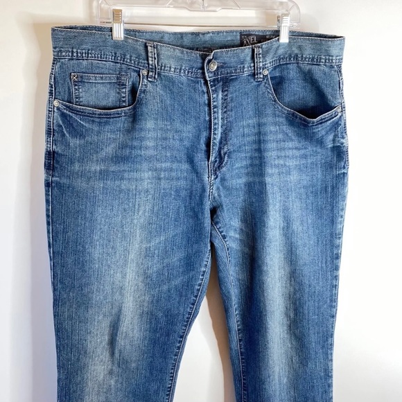 TK Axel Mens Jeans Sz 38x32 Slim Straight Med Wash Blue Distressed Denim - Picture 2 of 16